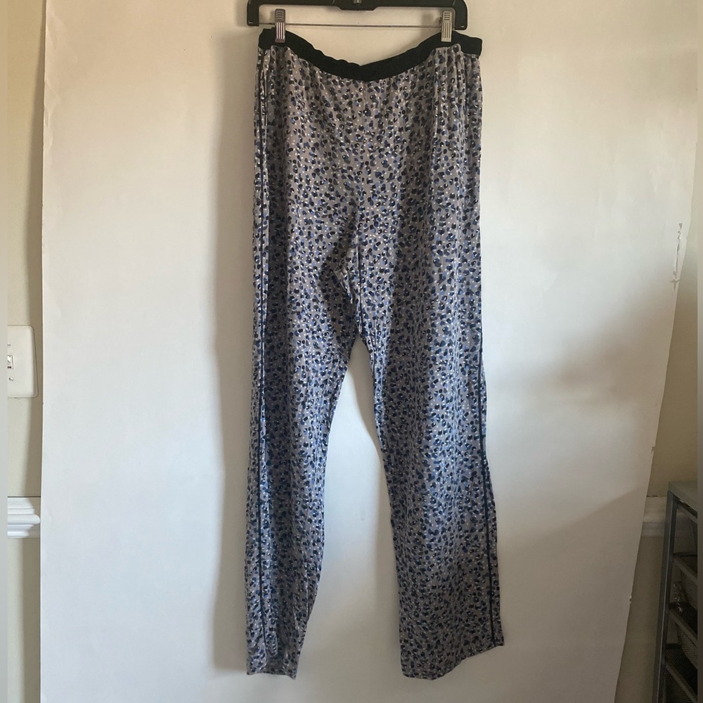 DKNY PRINTED PAJAMA LOUNGE PANTS - Picture 2 of 10